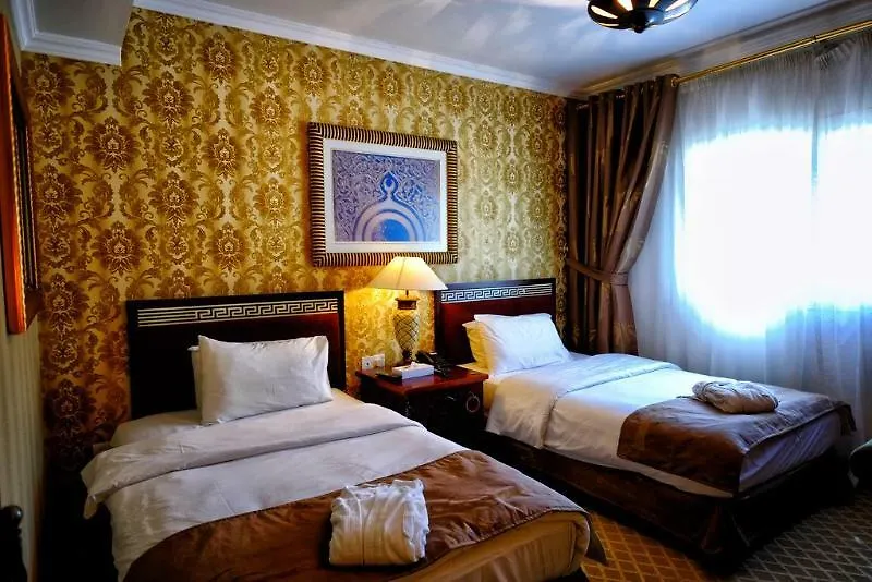 Hotel Sharjah International Airport 2*,